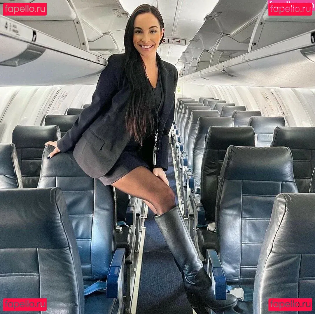 Office Sluts Onlyfans Photo Gallery 