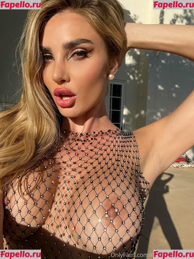 Kenzie Anne Onlyfans Photo Gallery 