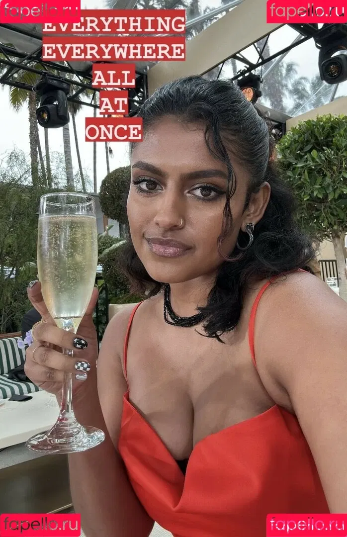 Yamini Nambimadom Onlyfans Photo Gallery 
