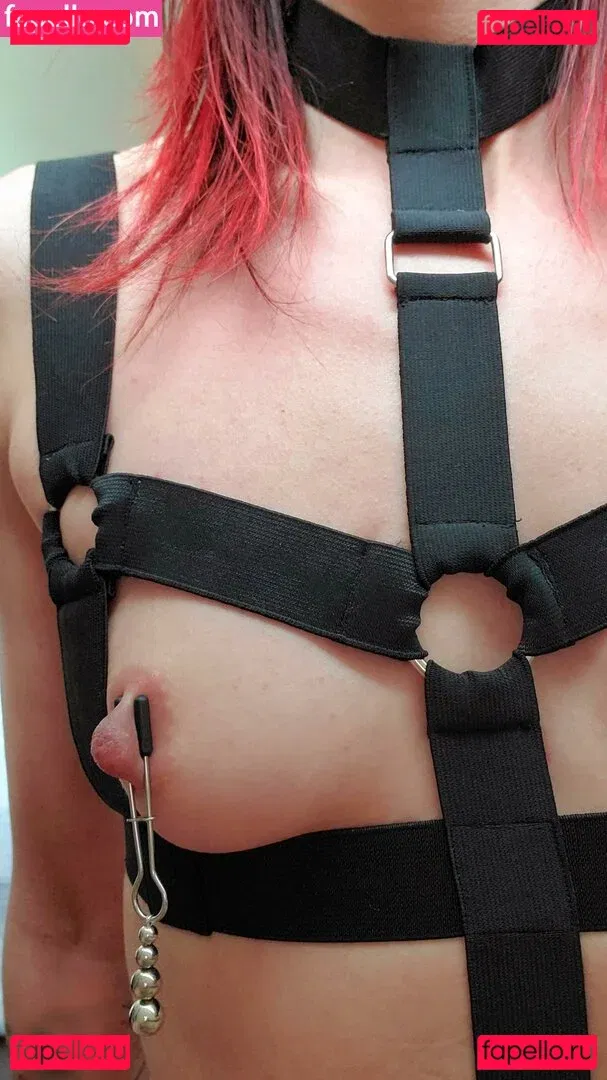 Popruzhinka Onlyfans Photo Gallery 