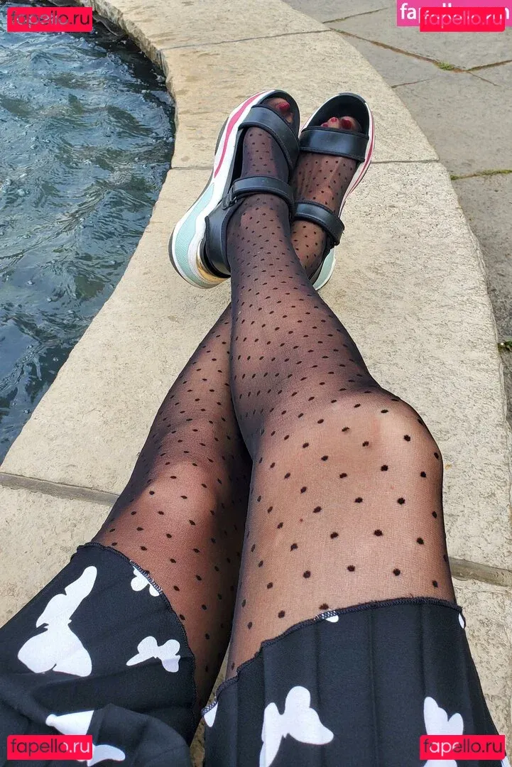 Popruzhinka Onlyfans Photo Gallery 