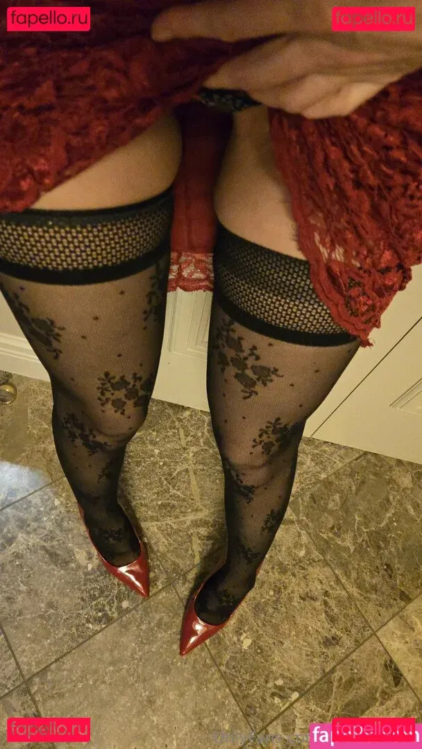 Popruzhinka Onlyfans Photo Gallery 