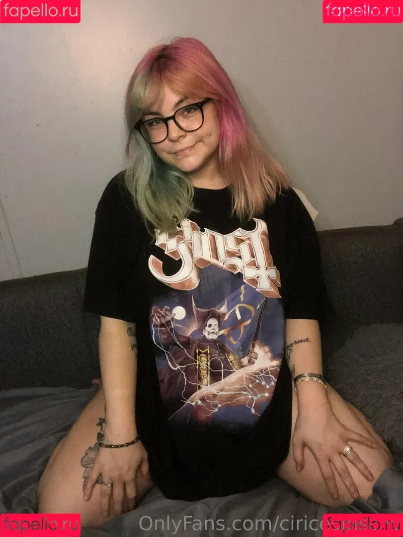 ciricesinssfw Onlyfans Photo Gallery 