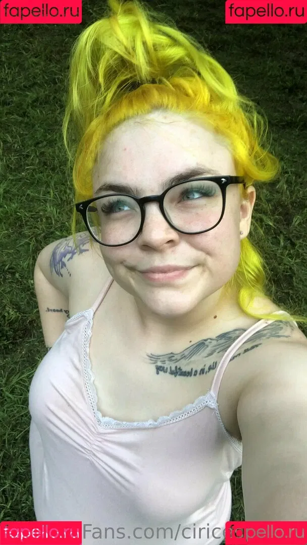 ciricesinssfw Onlyfans Photo Gallery 