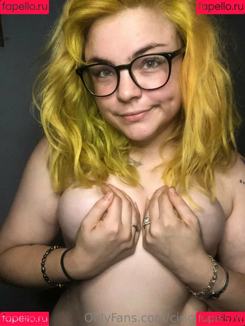 ciricesinssfw Onlyfans Photo Gallery 