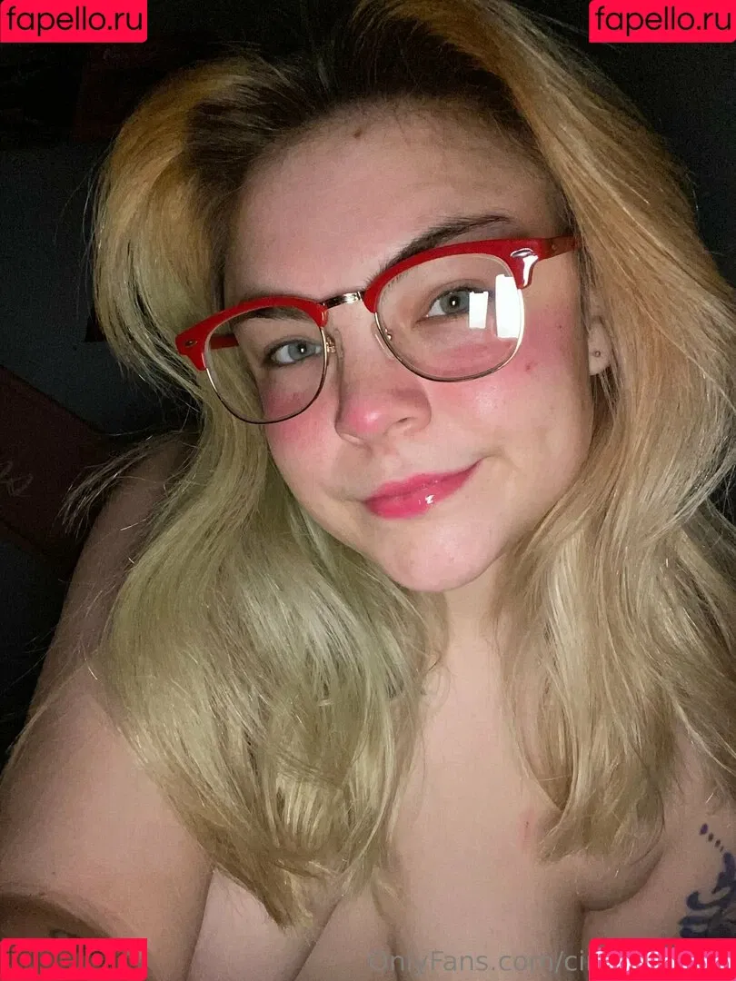 ciricesinssfw Onlyfans Photo Gallery 
