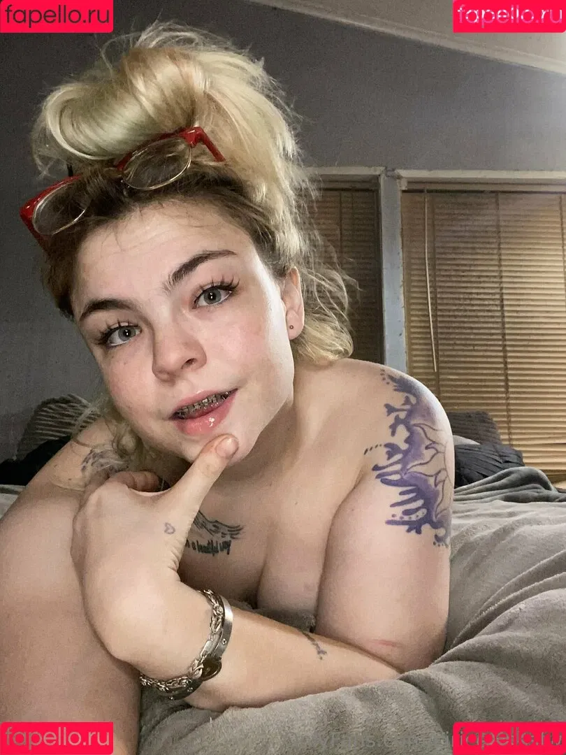 ciricesinssfw Onlyfans Photo Gallery 