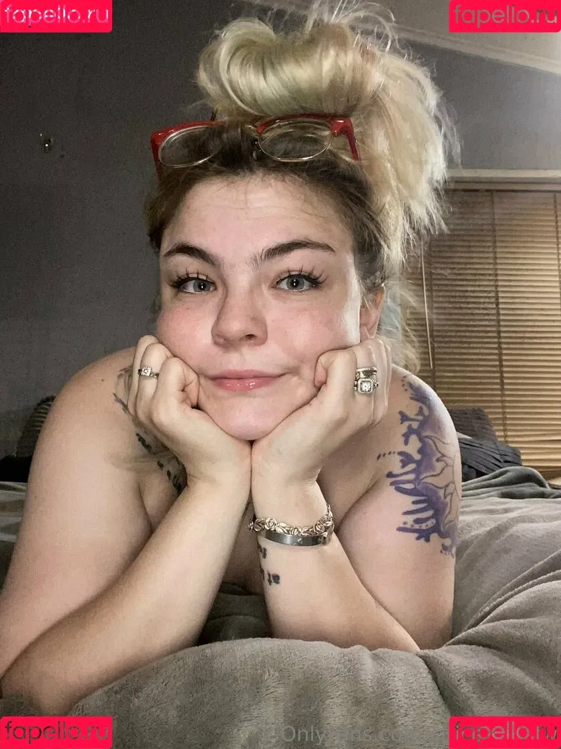 ciricesinssfw Onlyfans Photo Gallery 