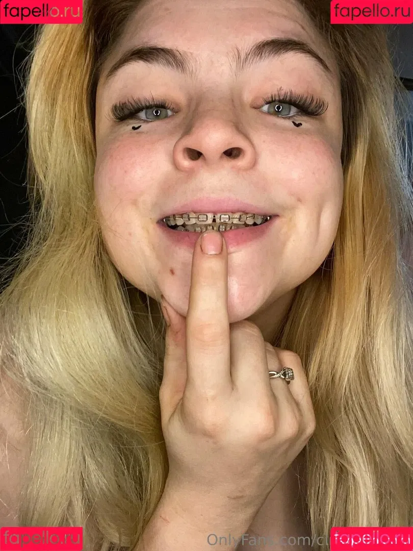 ciricesinssfw Onlyfans Photo Gallery 