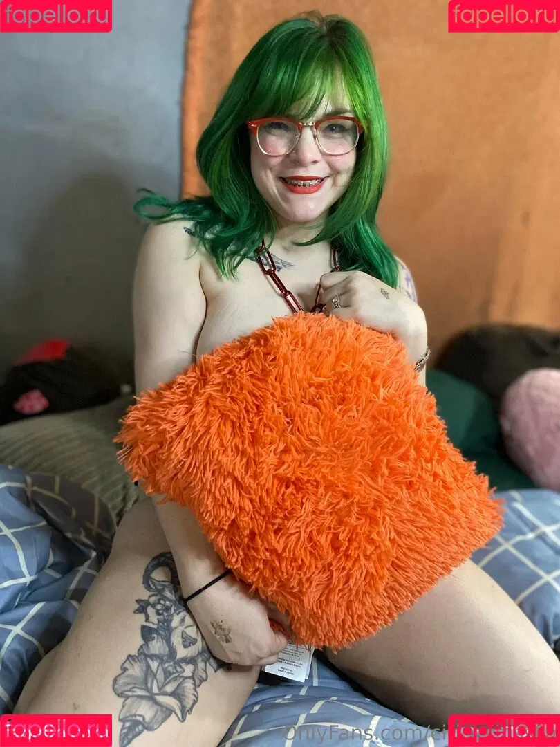 ciricesinssfw Onlyfans Photo Gallery 