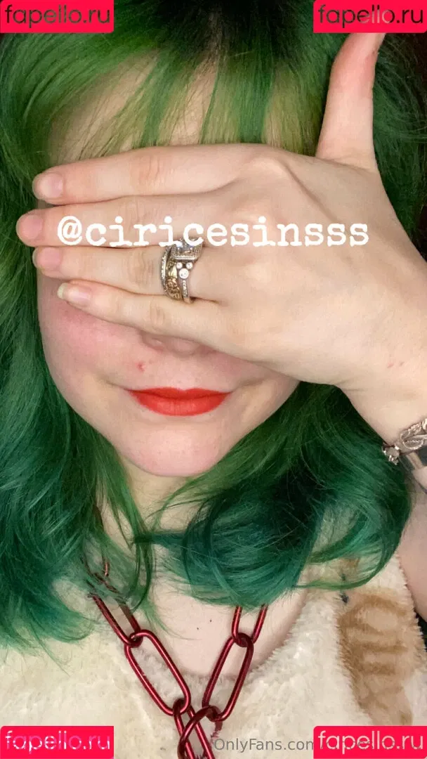 ciricesinssfw Onlyfans Photo Gallery 