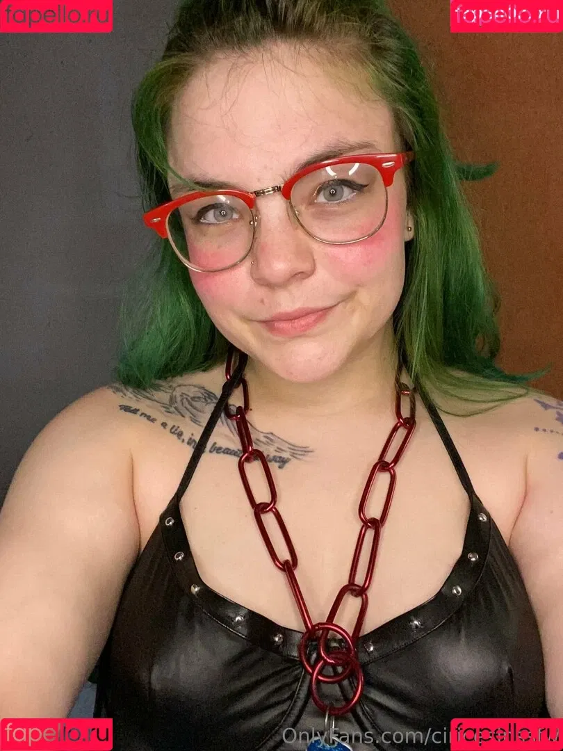 ciricesinssfw Onlyfans Photo Gallery 