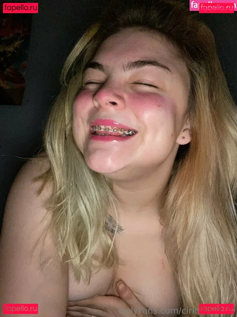 ciricesinssfw Onlyfans Photo Gallery 