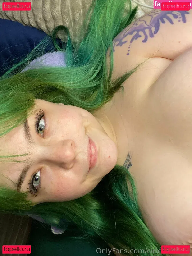 ciricesinssfw Onlyfans Photo Gallery 