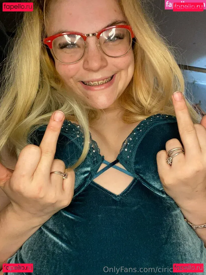 ciricesinssfw Onlyfans Photo Gallery 