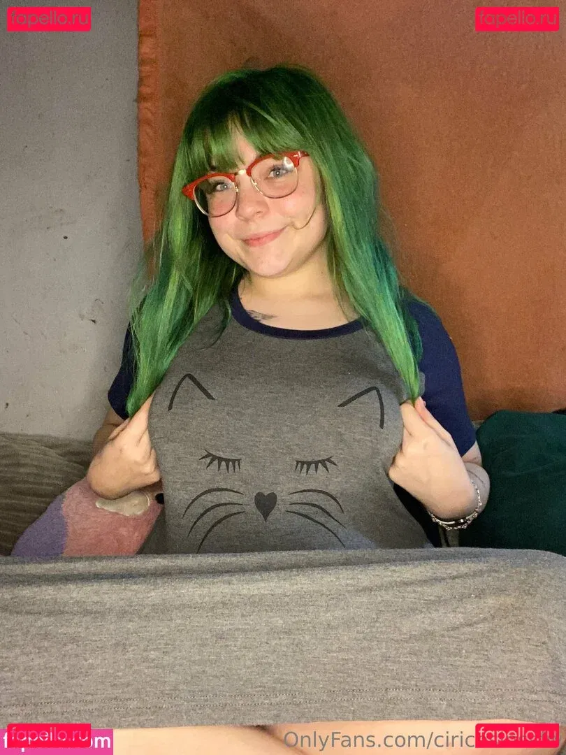 ciricesinssfw Onlyfans Photo Gallery 