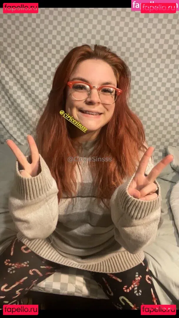 ciricesinssfw Onlyfans Photo Gallery 