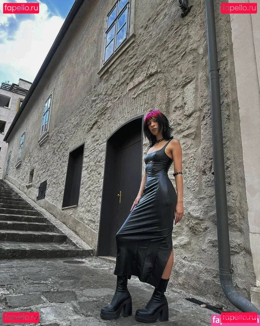 honestlythatsannoying Onlyfans Photo Gallery 