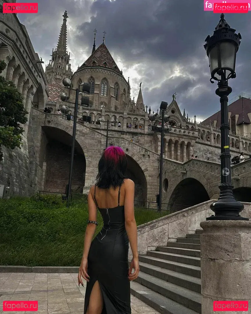 honestlythatsannoying Onlyfans Photo Gallery 