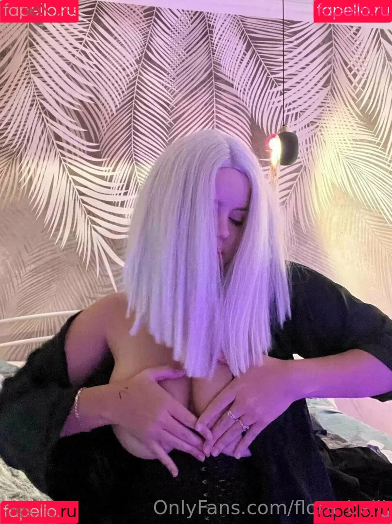 yourdolllilith Onlyfans Photo Gallery 