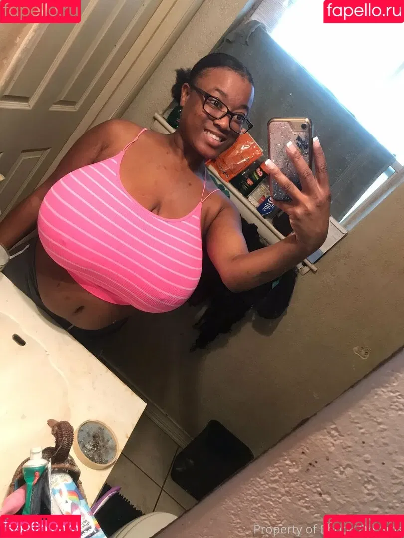 idreamofebony Onlyfans Photo Gallery 