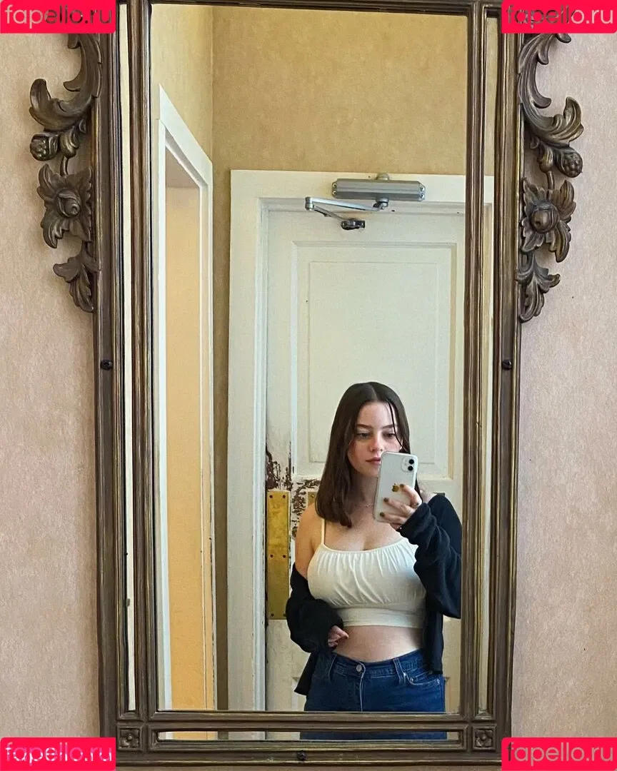 Deena E Onlyfans Photo Gallery 