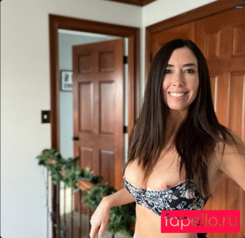 nursecaroline6969 Nude Onlyfans Photo 49