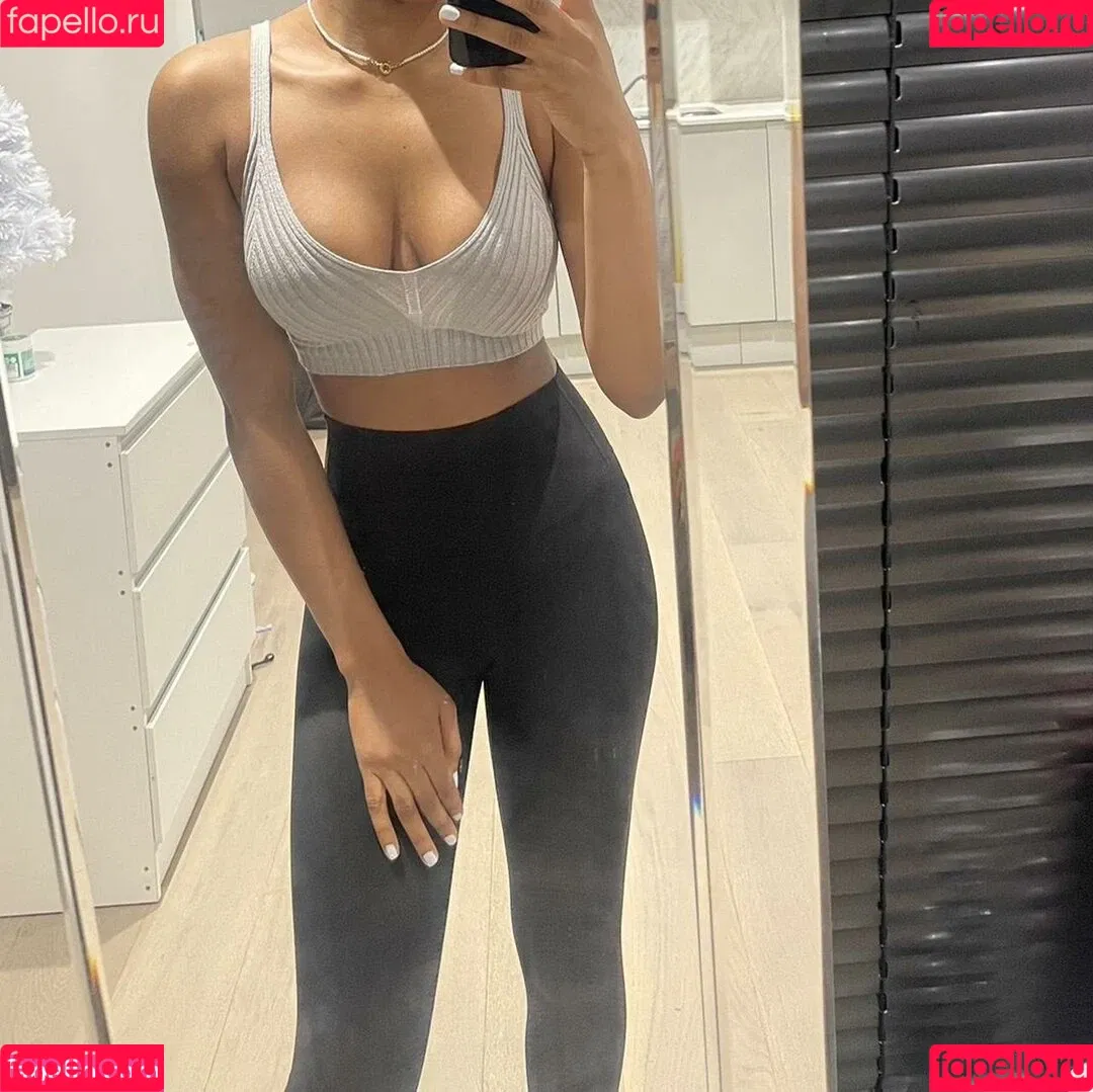 Cleo Onlyfans Photo Gallery 