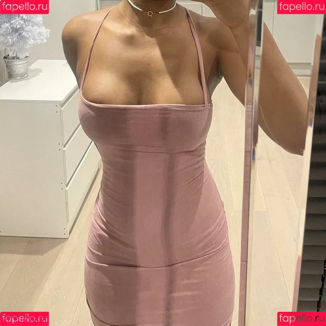 Cleo Onlyfans Photo Gallery 