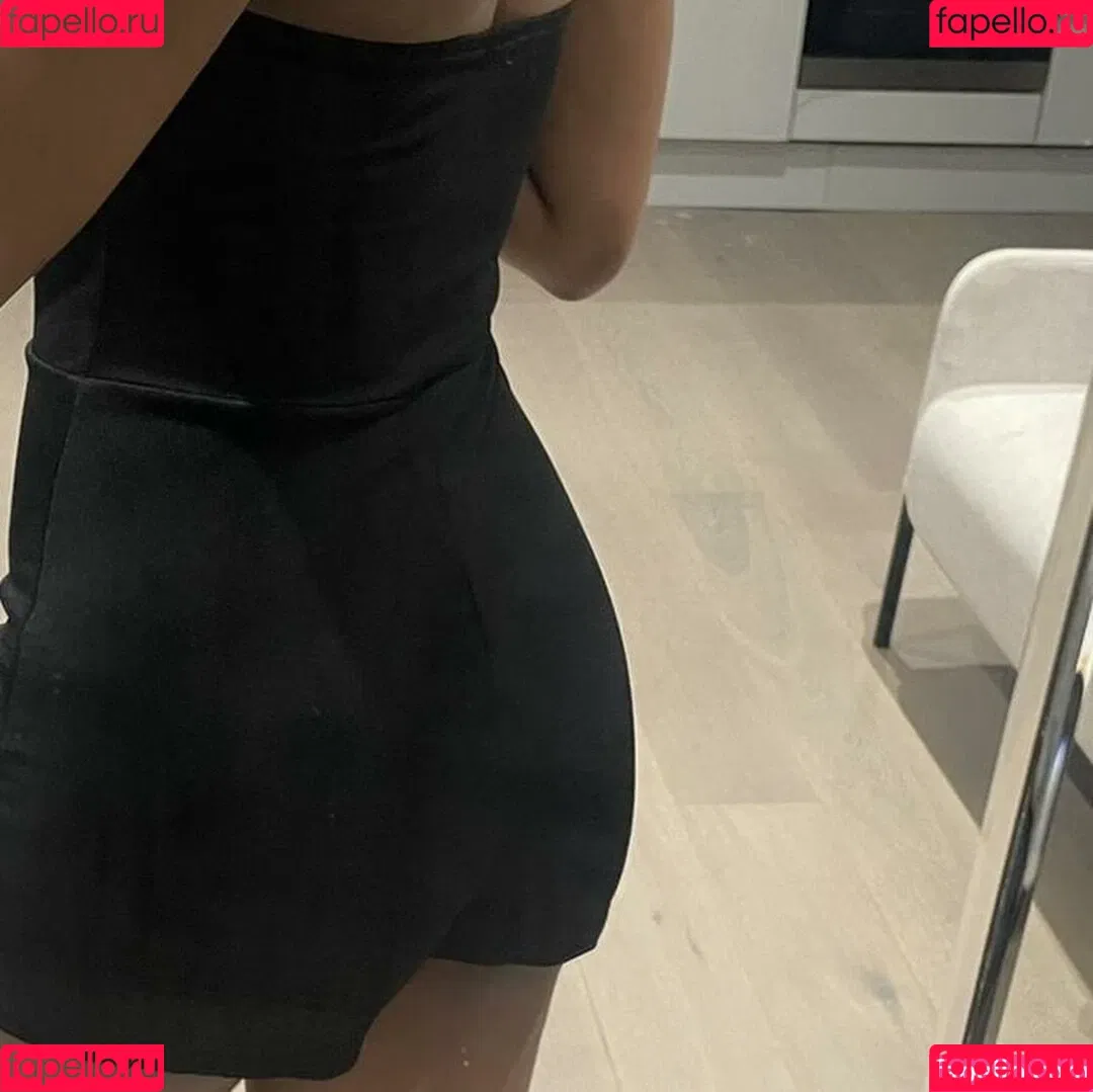 Cleo Onlyfans Photo Gallery 