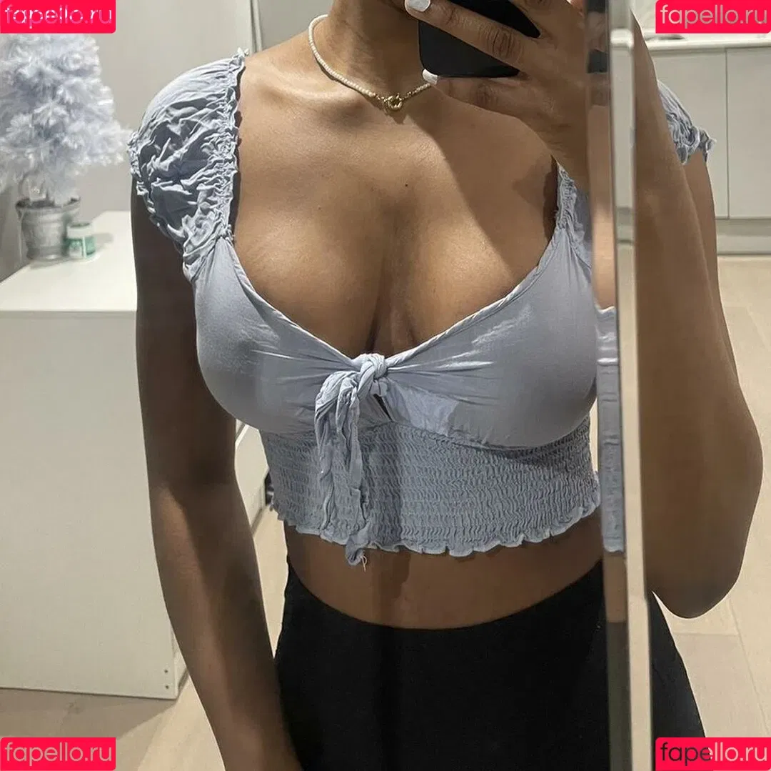 Cleo Onlyfans Photo Gallery 