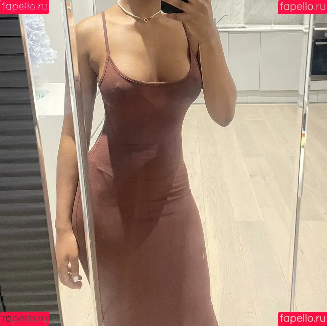 Cleo Onlyfans Photo Gallery 