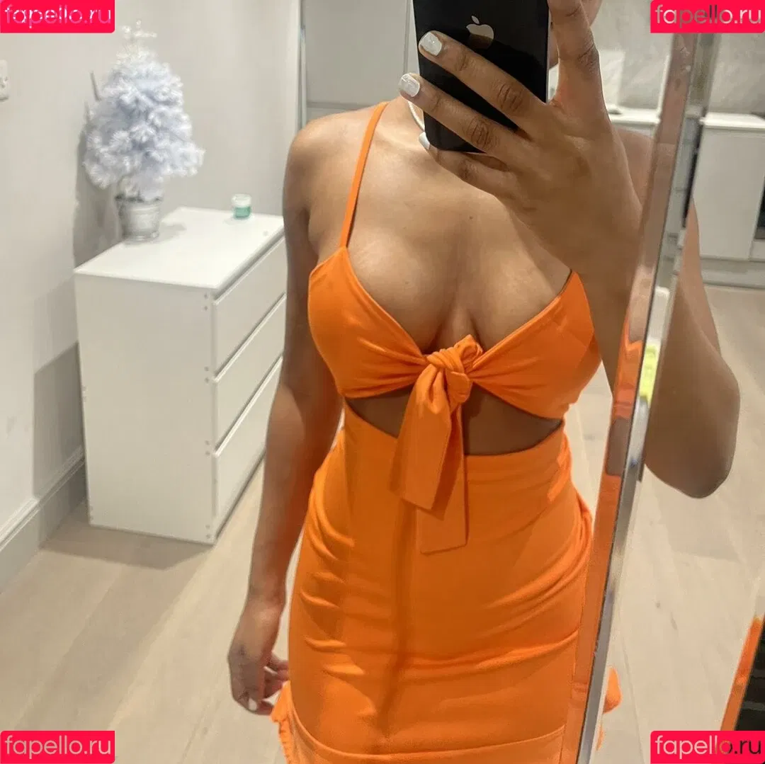 Cleo Onlyfans Photo Gallery 