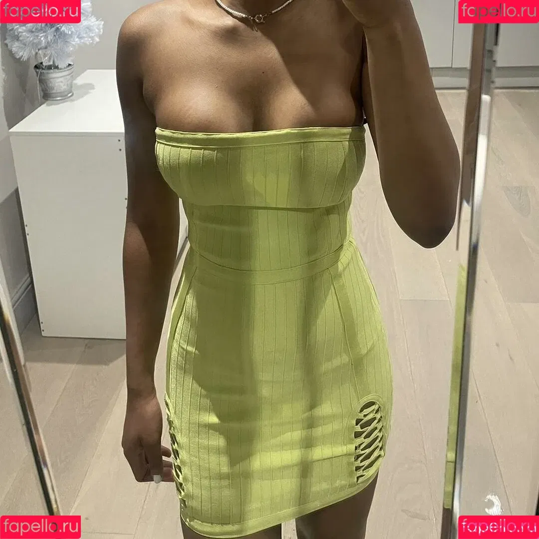 Cleo Onlyfans Photo Gallery 