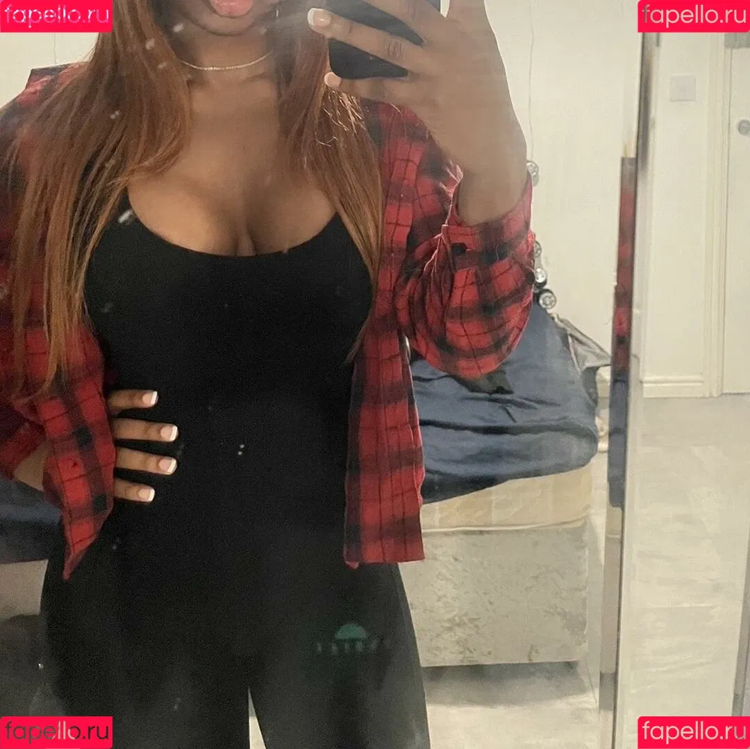 Cleo Onlyfans Photo Gallery 