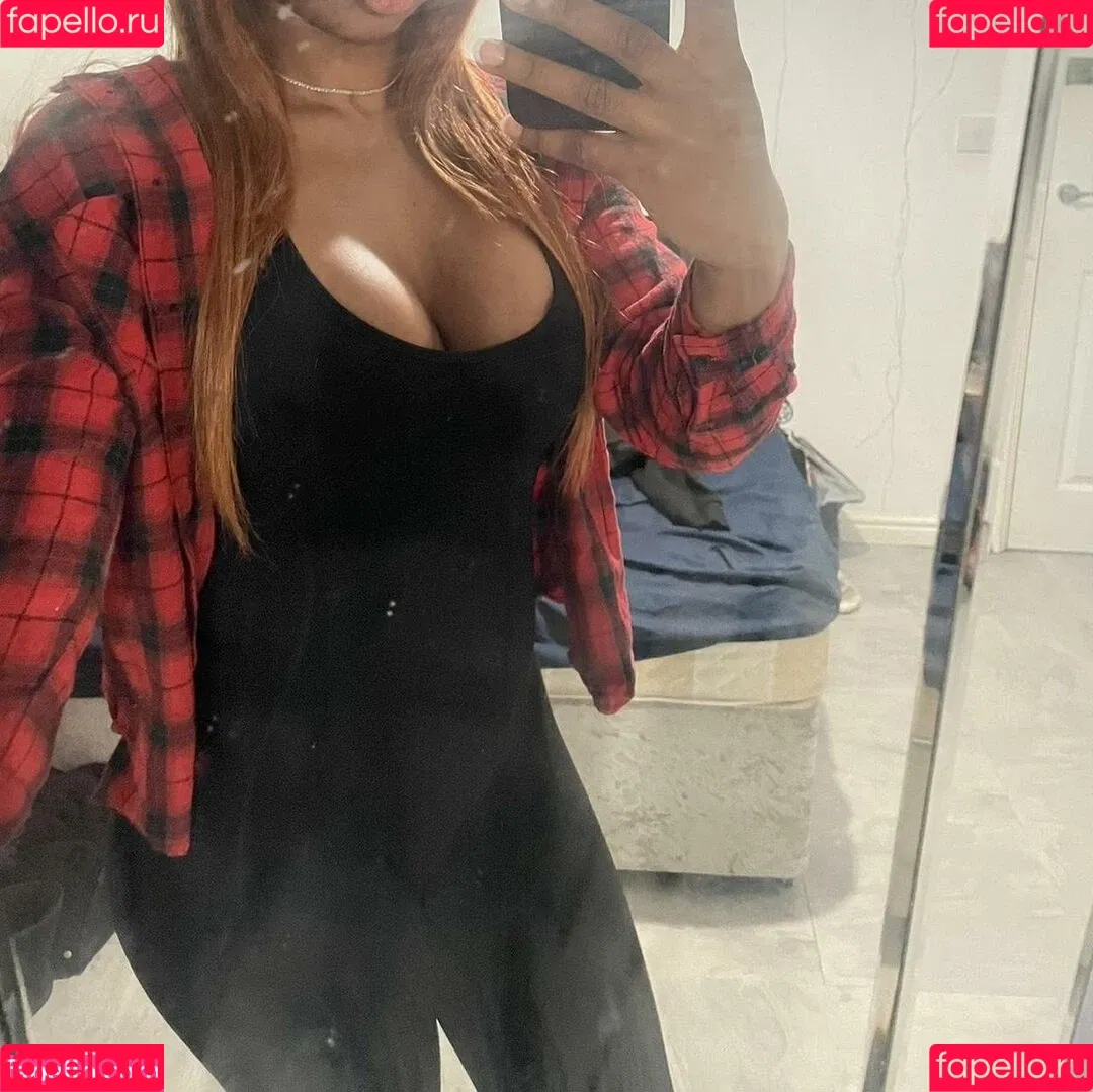 Cleo Onlyfans Photo Gallery 