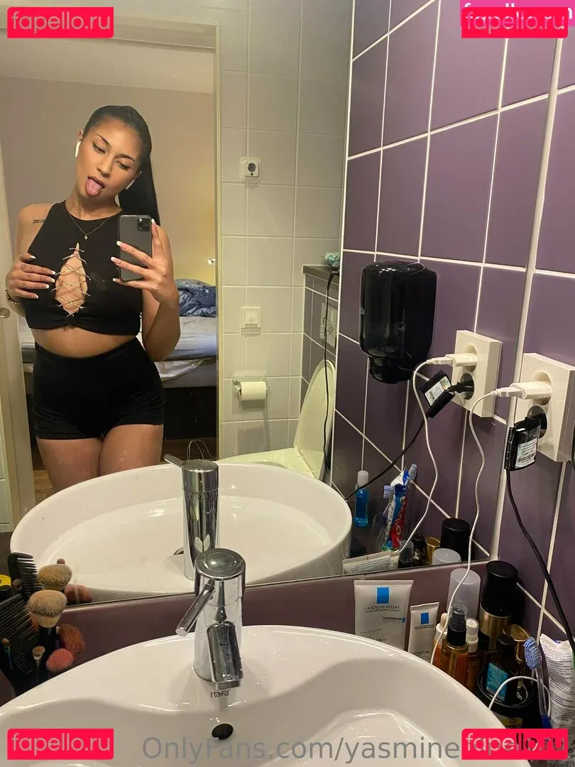 yasmine101 Onlyfans Photo Gallery 