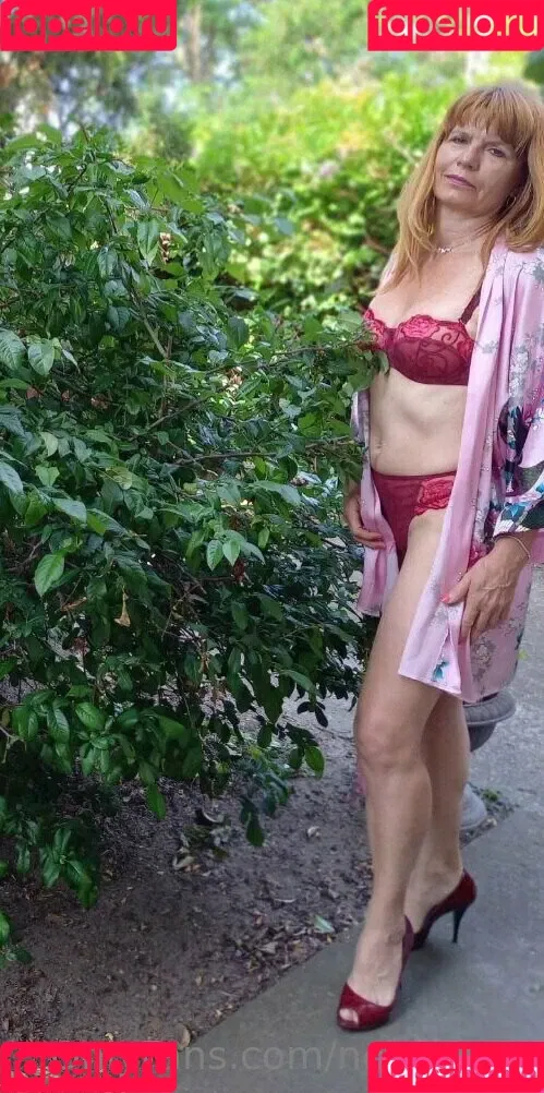 naked_nora Onlyfans Photo Gallery 