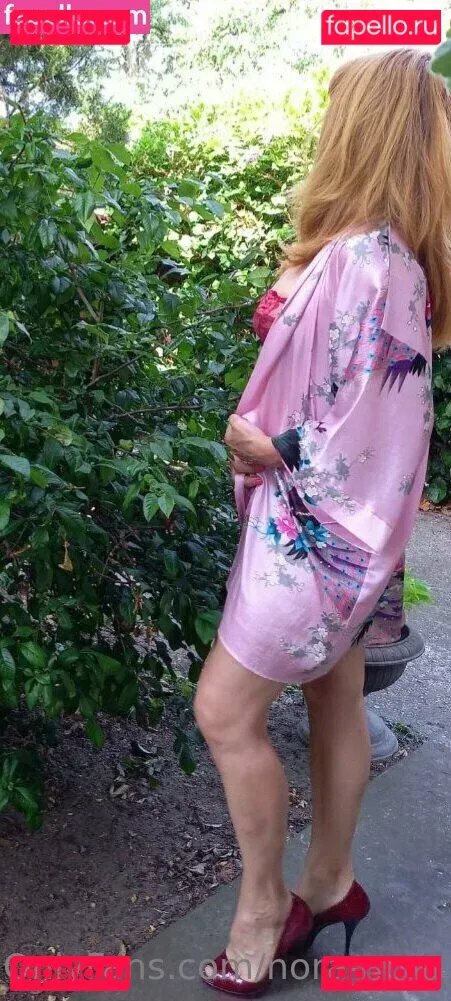 naked_nora Onlyfans Photo Gallery 