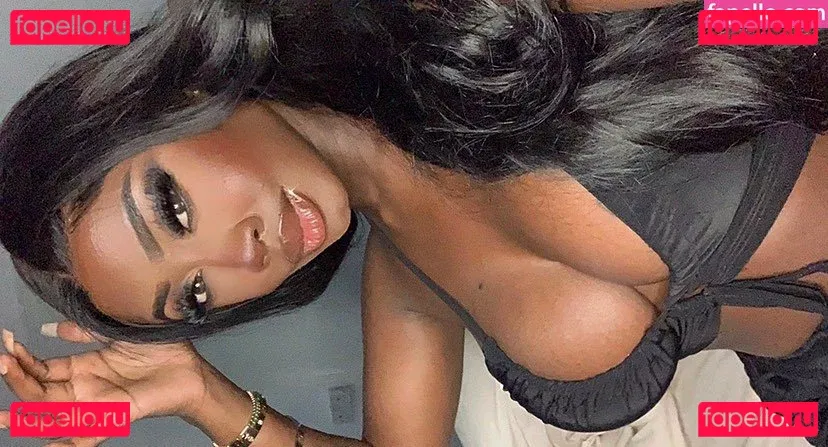 LXRYCC Onlyfans Photo Gallery 