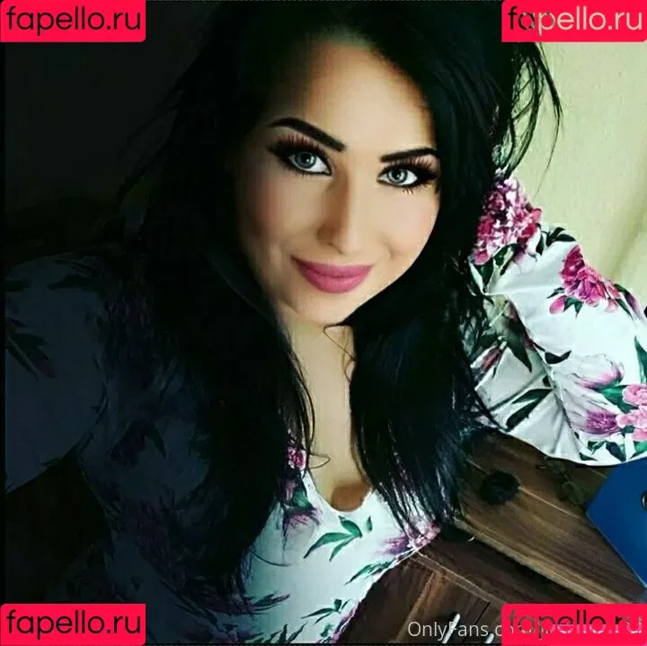 justjenna93 Onlyfans Photo Gallery 