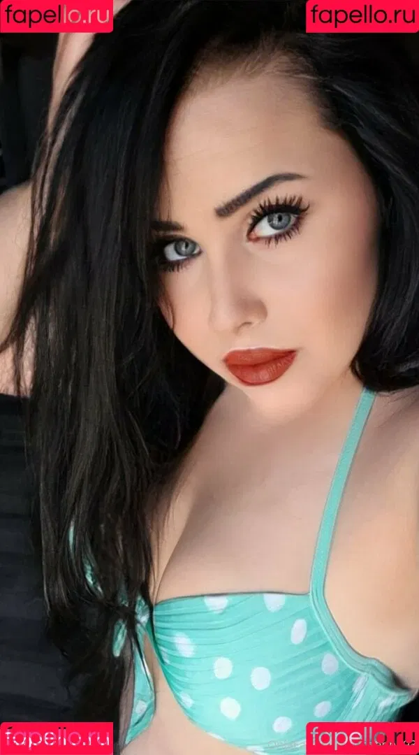justjenna93 Onlyfans Photo Gallery 