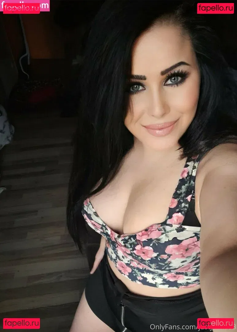 justjenna93 Onlyfans Photo Gallery 