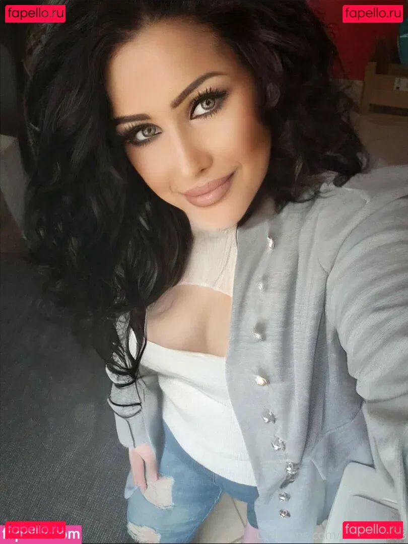 justjenna93 Onlyfans Photo Gallery 