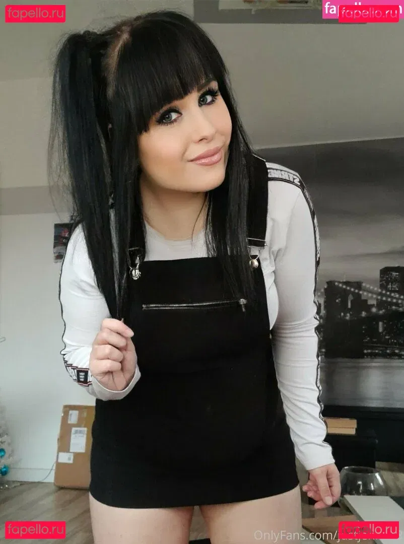 justjenna93 Onlyfans Photo Gallery 