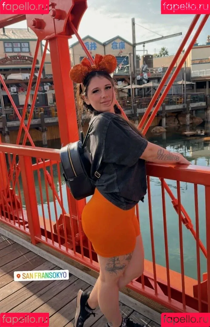 travelingsiren Onlyfans Photo Gallery 
