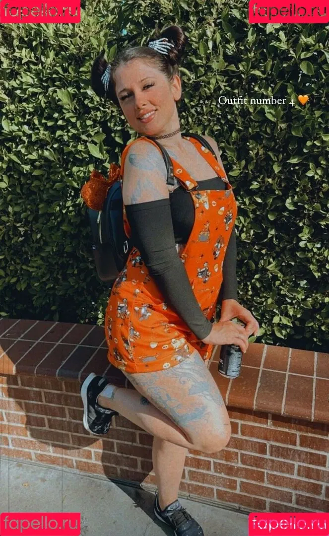 travelingsiren Onlyfans Photo Gallery 