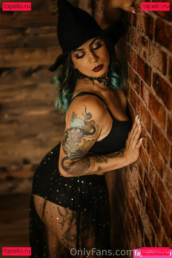 kikix91 Onlyfans Photo Gallery 