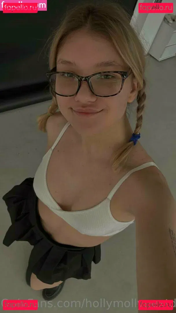hollymollynextdoor Onlyfans Photo Gallery 