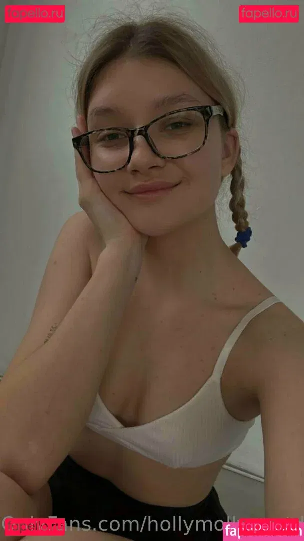 hollymollynextdoor Onlyfans Photo Gallery 